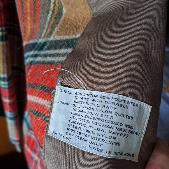 Vintage Women's Tan Trench Coat - Picture 5 of 5